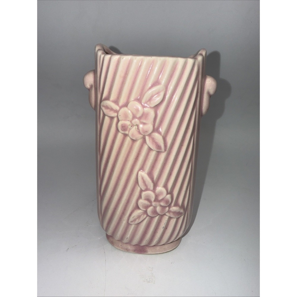 Vintage USA Vase Swirl Pattern‎ Pink Dusty Mauve Pottery Footed USA Floral